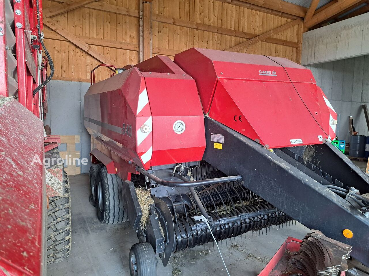 1998 Case IH Quaderballenpr Hay - Square Baler for sale — view 2