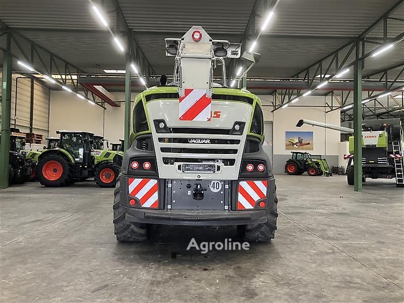 2023 Claas Jaguar 990 T4 Harvester - Forage for sale — view 4