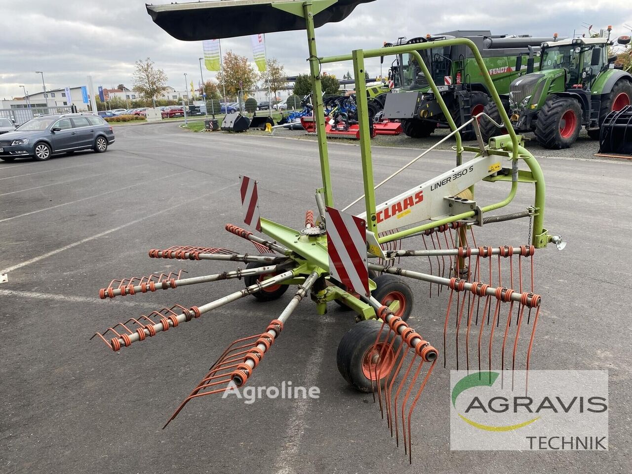 2005 Claas Liner 350 S Hay - Rake for sale — view 2