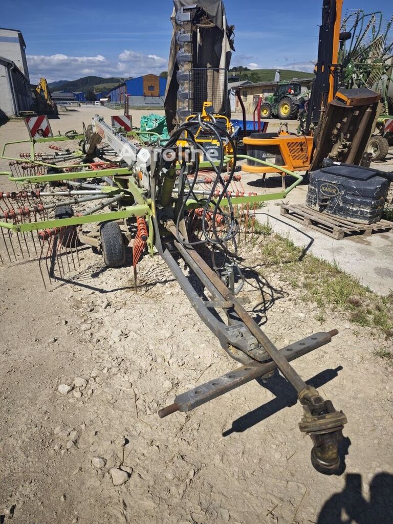 2012 Claas Liner 650 Twin Hay - Rake for sale — view 4