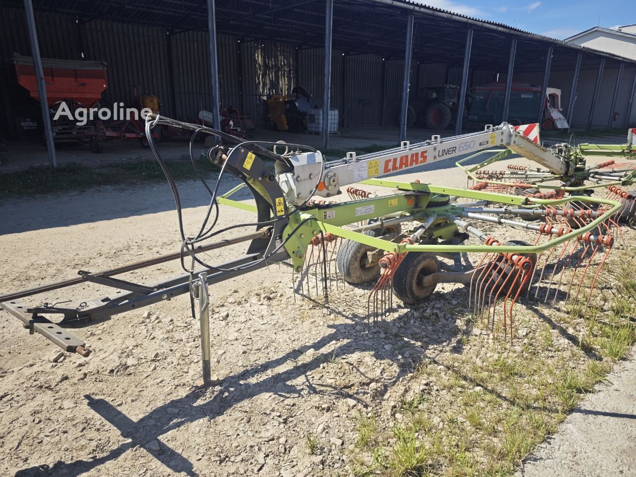 2012 Claas Liner 650 Twin Hay - Rake for sale — view 5