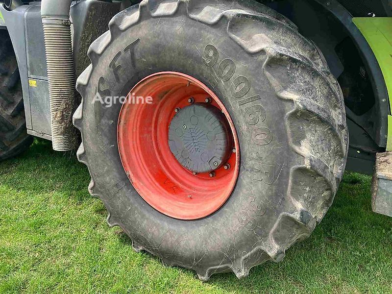 2019 Claas Xerion 4000 20 Manure - Spreader for sale — view 2
