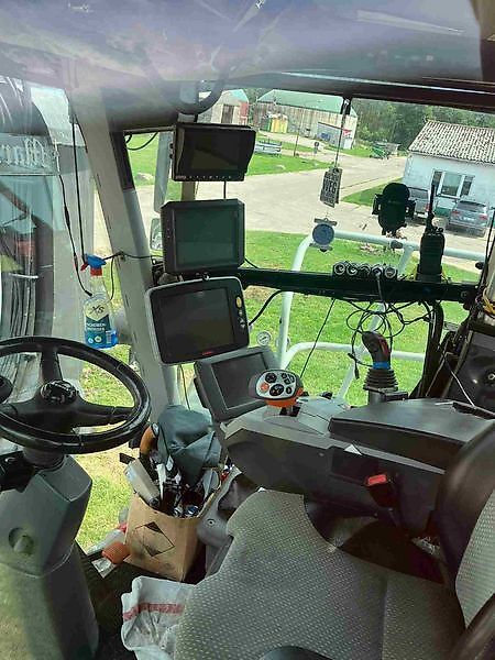 2019 Claas Xerion 4000 20 Manure - Spreader for sale — view 5