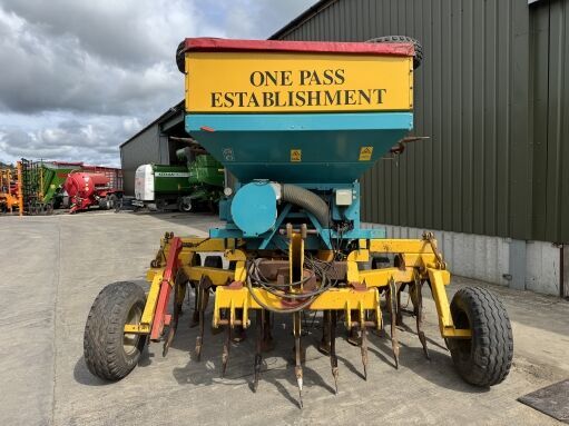 2004 Claydon 6M V Form Dril Planting - Seed Drill for sale — view 3