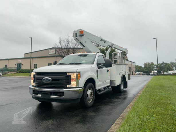 2017 DUR A Lift DTS29 Bucket Truck for sale