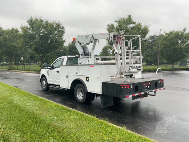 2017 DUR A Lift DTS29 Bucket Truck for sale — view 3