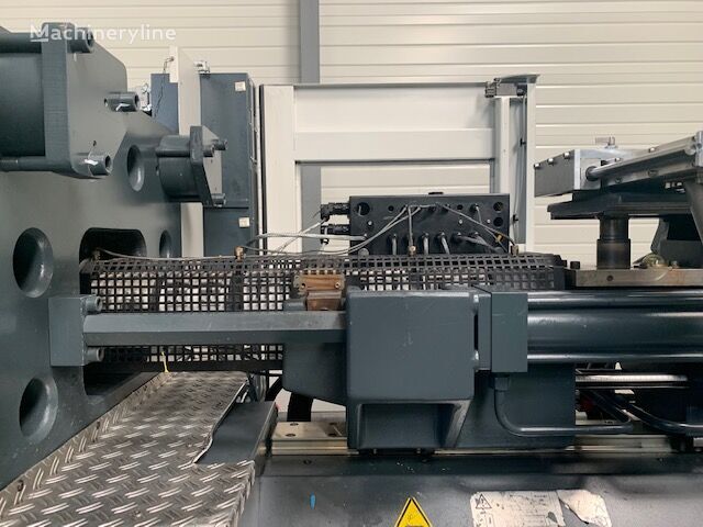 Demag 200T 200 560 – Injection Molding for sale — view 4