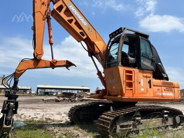 2014 Doosan DX225 LL Log Loader for sale