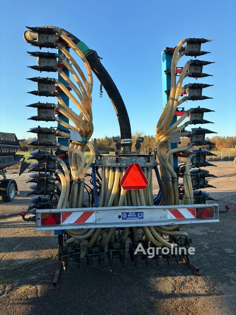 2004 Duport Alltrac 8044 Manure - Spreader for sale — view 3