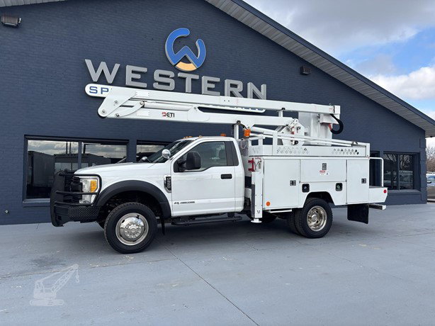 2017 ETI ETA37IH Bucket Truck for sale — view 5