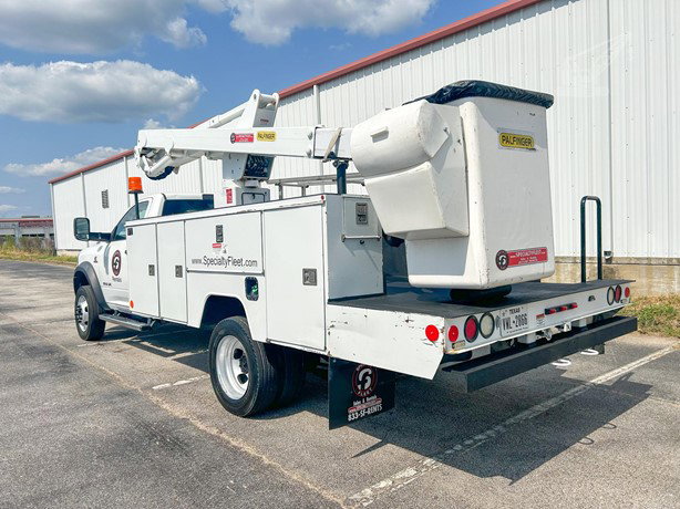 2020 ETI ETC40IH Bucket Truck for sale — view 4