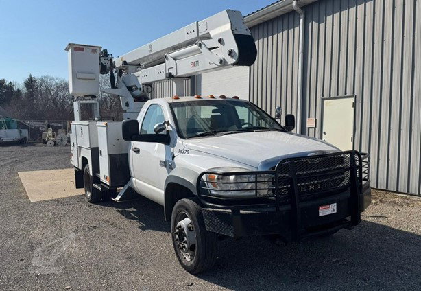 2020 ETI ETOMH40IH Bucket Truck for sale — view 4