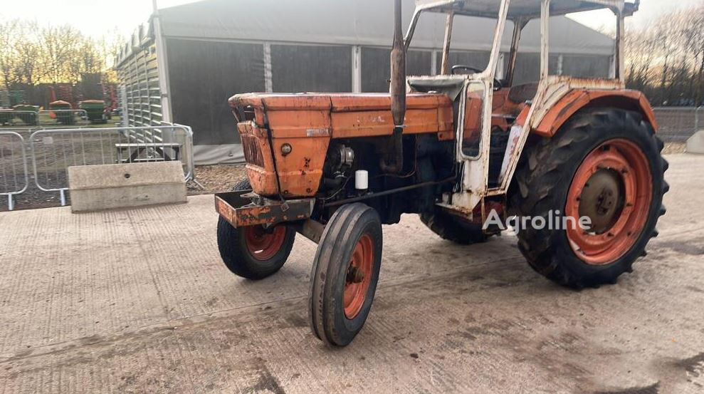 1988 Fiat 670 Tractor - Wheel for sale — view 2