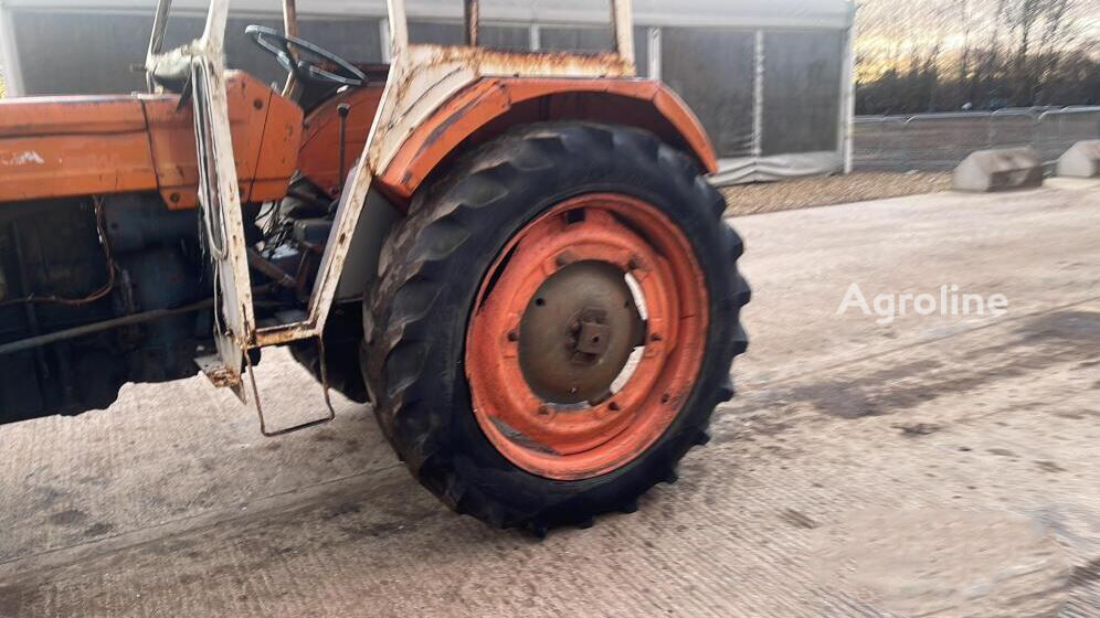 1988 Fiat 670 Tractor - Wheel for sale — view 3