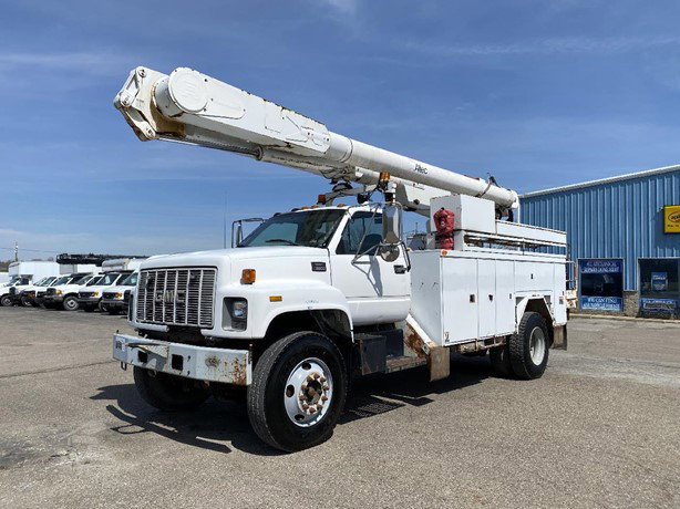 2008 GMC 7500 Bucket Truck for sale — view 2