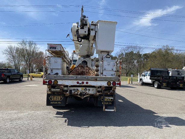 2005 GMC 7500 Bucket Truck for sale — view 5