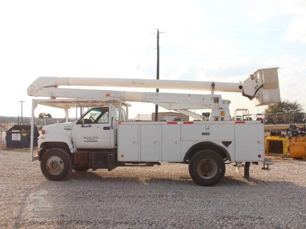 2006 GMC Topkick C7500 Bucket Truck for sale — view 2