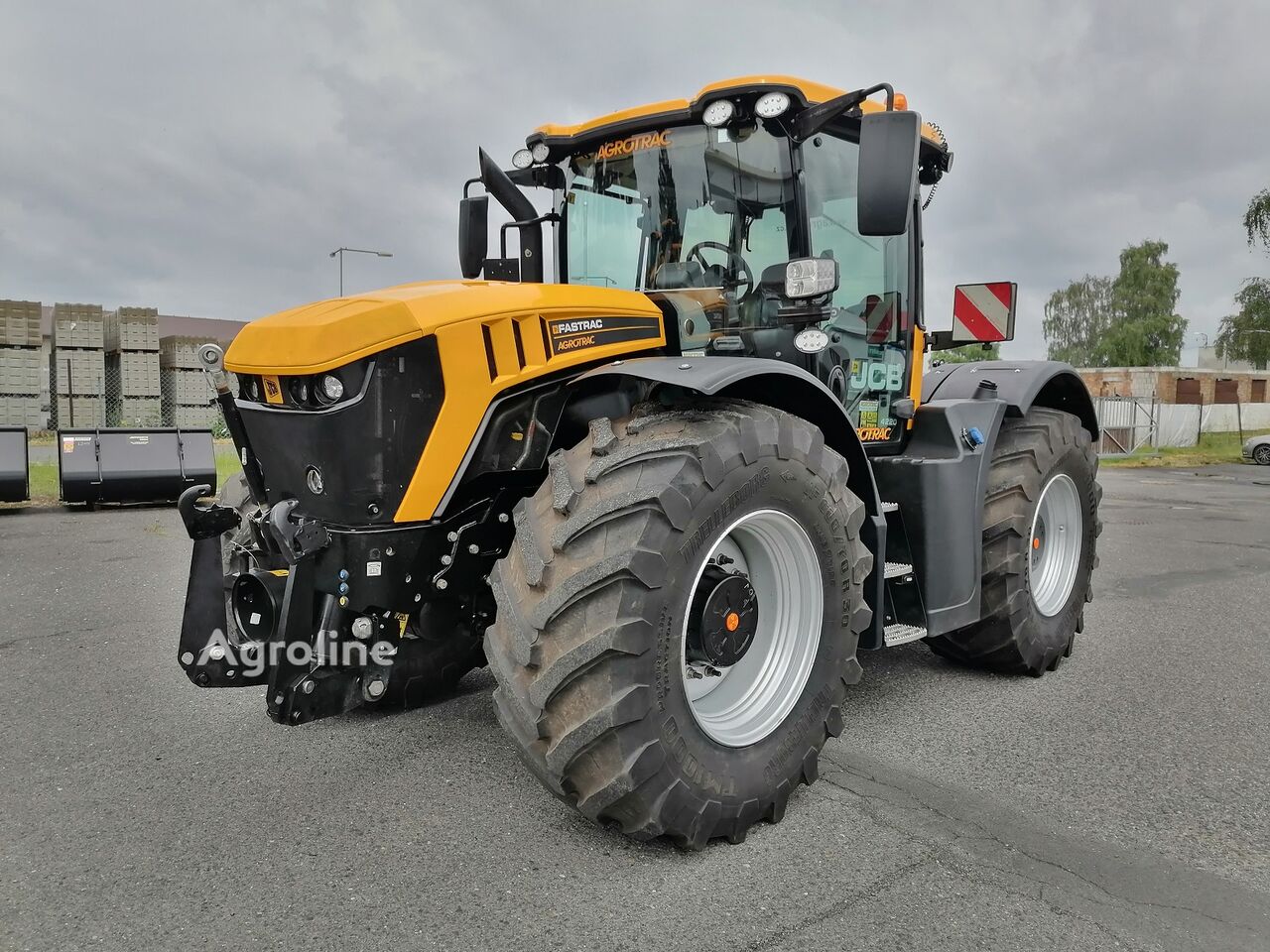 2020 JCB FASTRAC 4220 Tractor - Wheel for sale