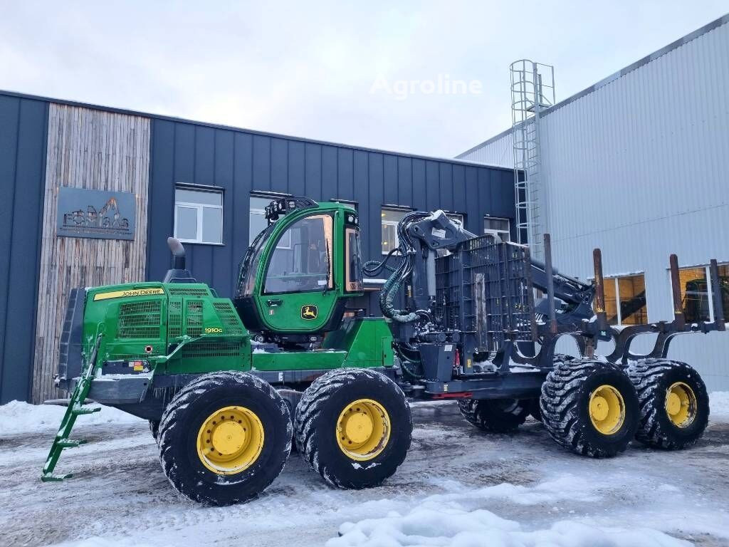 2017 John Deere 1910 G Forestry Forwarder for sale — view 2