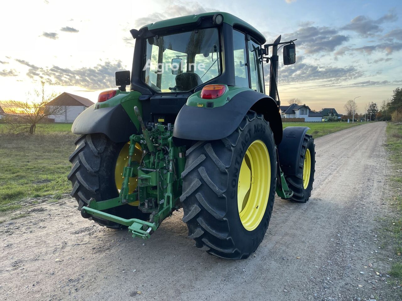 2012 John Deere 6534 Tractor - Wheel for sale — view 4
