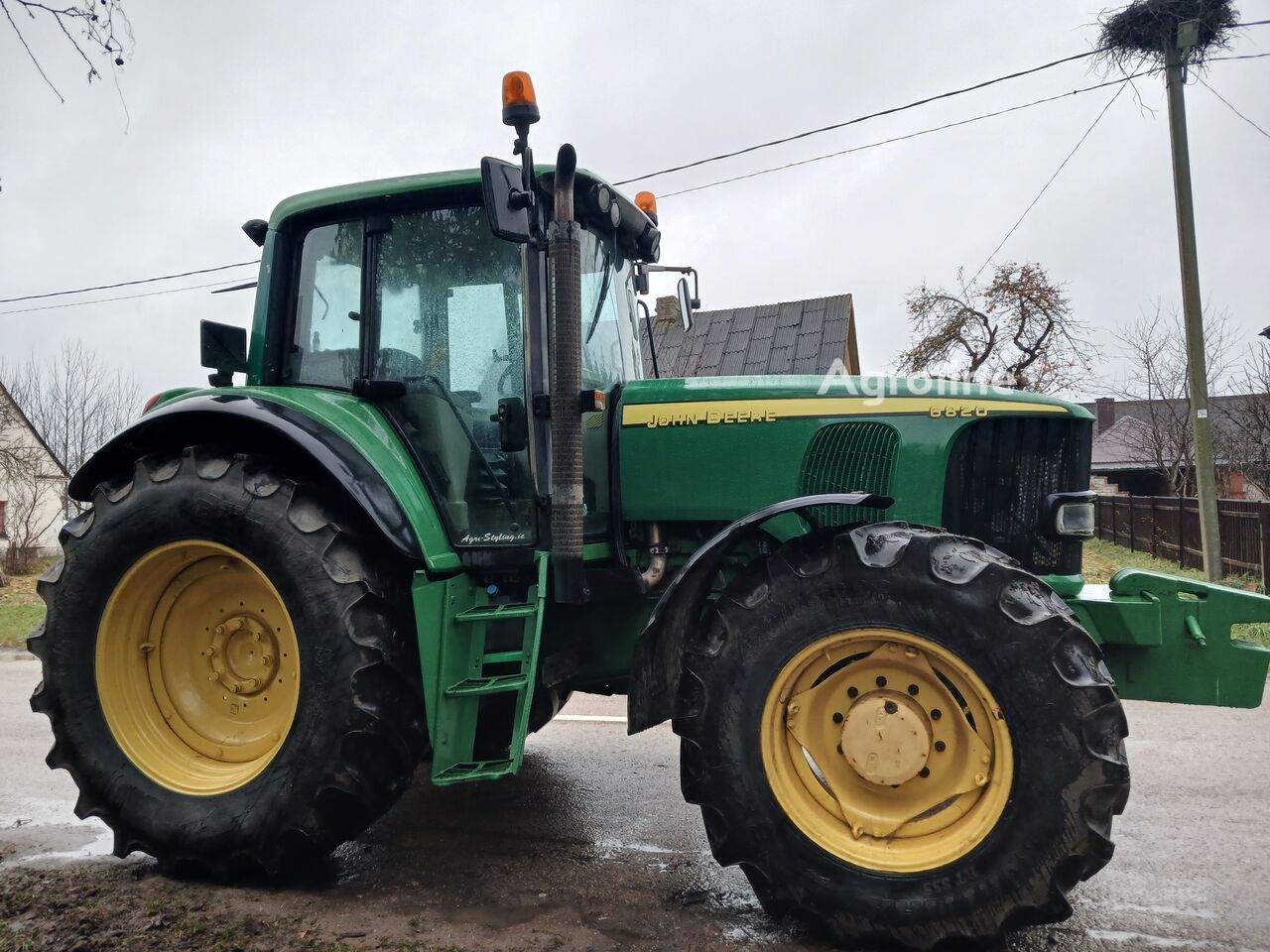 2003 John Deere 6820 Tractor - Wheel for sale — view 4