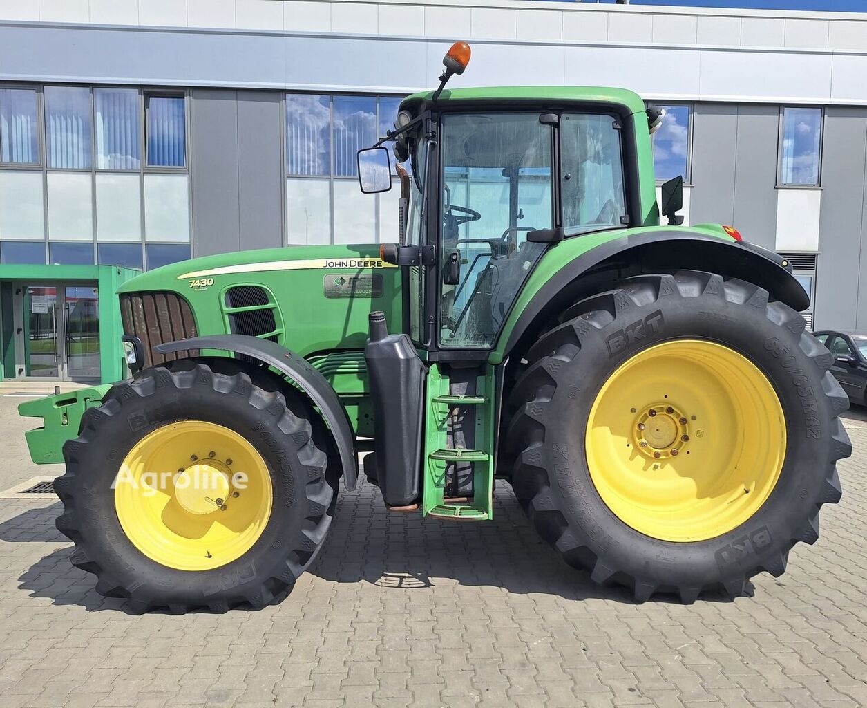 2007 John Deere 7430 Tractor - Wheel for sale