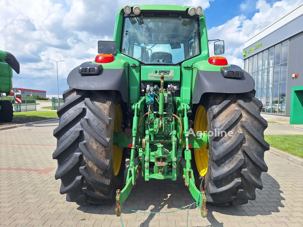2007 John Deere 7430 Tractor - Wheel for sale — view 3