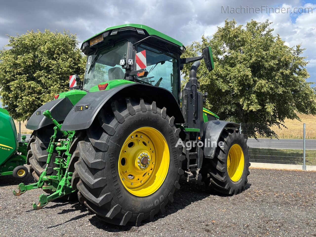 2023 John Deere 7R 330 Tractor - Wheel for sale — view 4