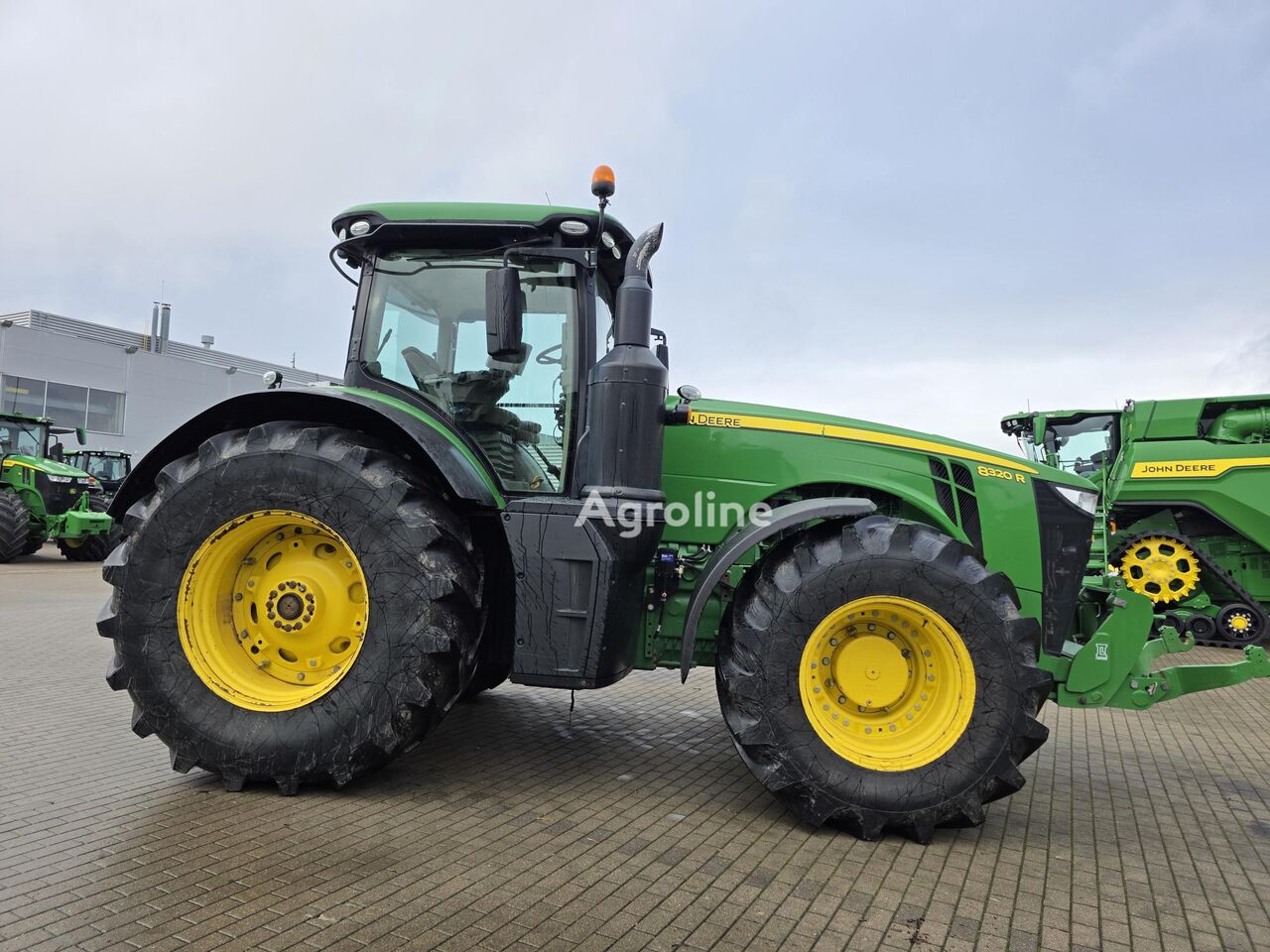 2016 John Deere 8320R Tractor - Wheel for sale — view 4