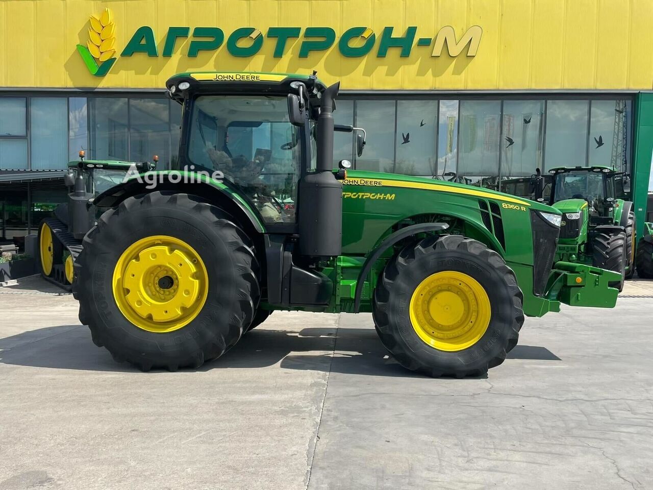 2014 John Deere 8360R Tractor - Wheel for sale — view 3