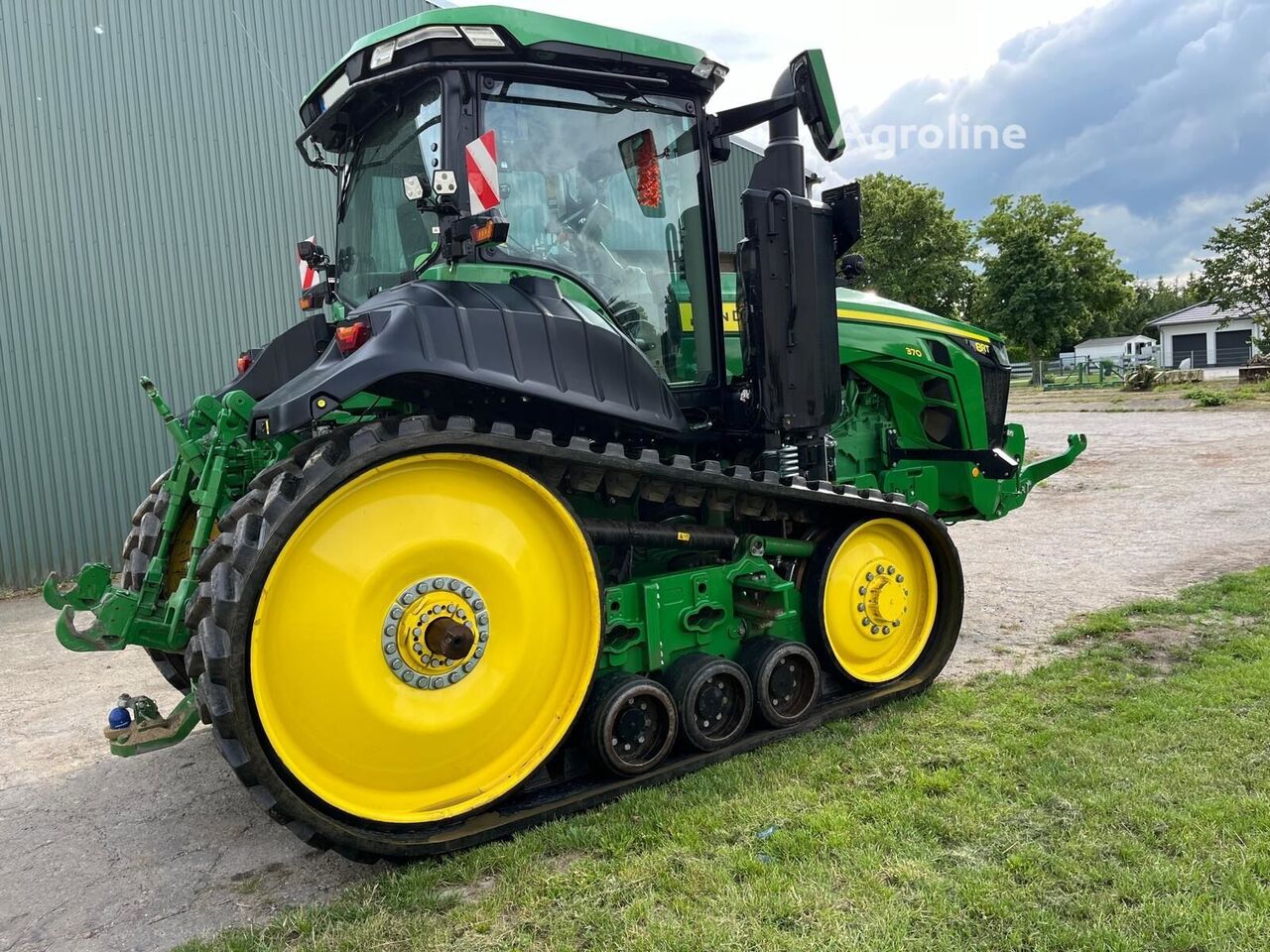 2023 John Deere 8RT370 Tractor - Track for sale — view 4