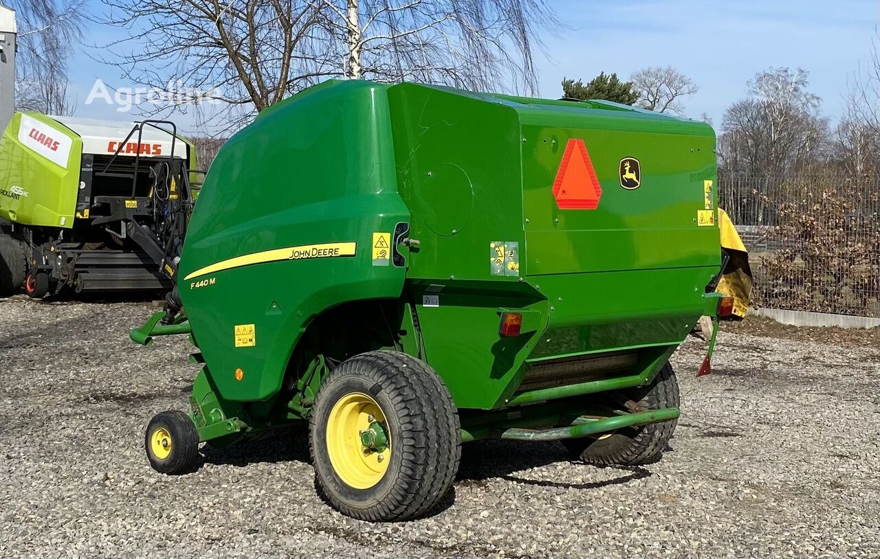 2015 John Deere F440M Hay - Tedder for sale — view 5