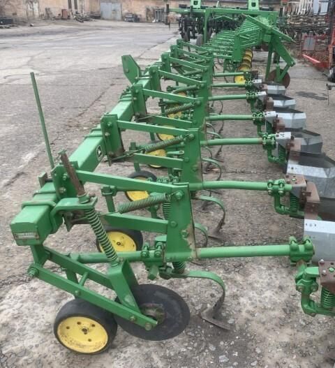 John Deere RM Tillage - Cultivator for sale — view 2