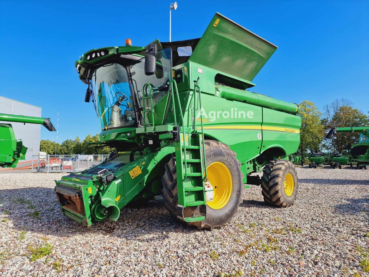 2012 John Deere S680 Harvester - Grain for sale