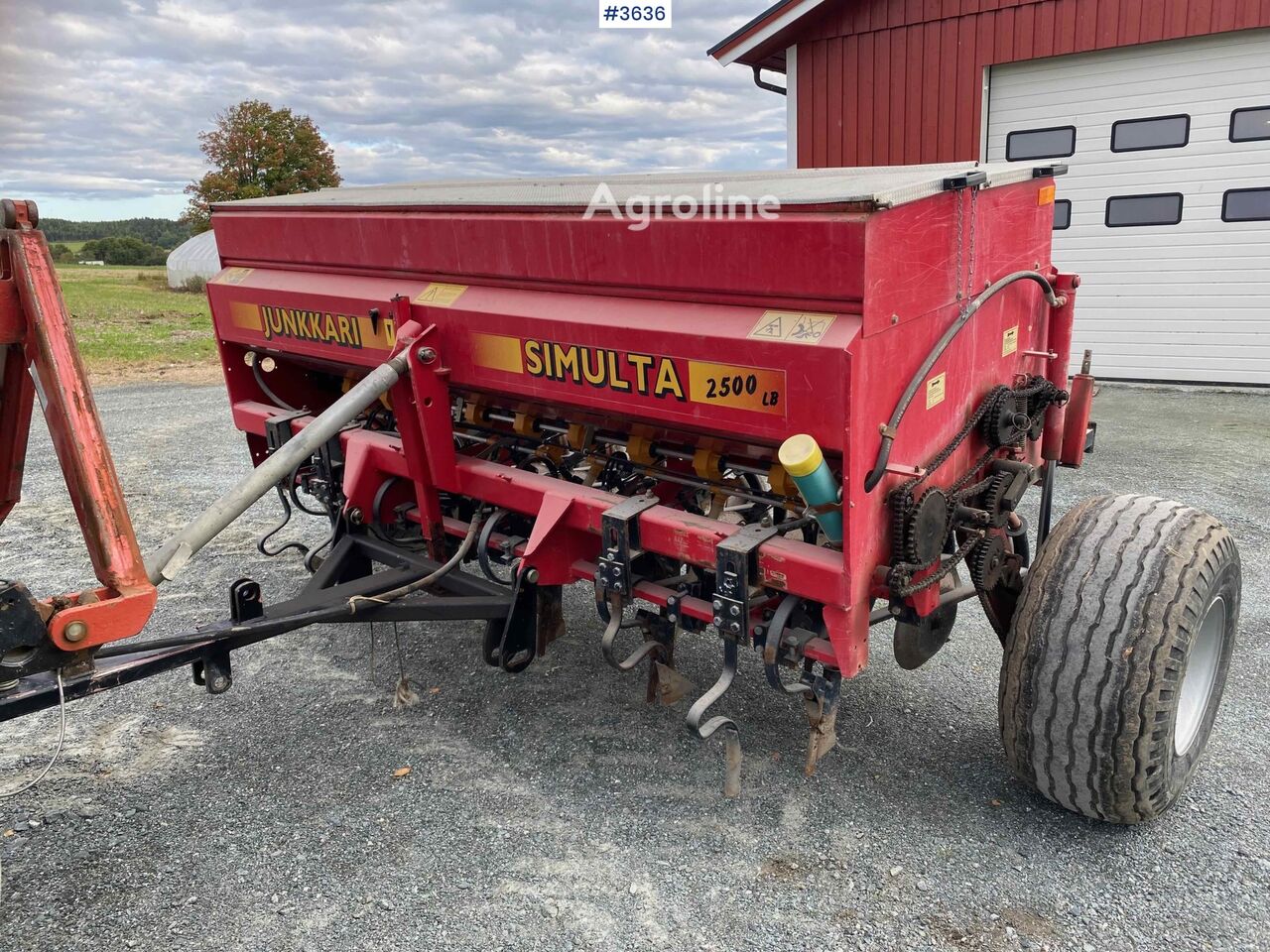 1997 Junkkari Simulta 2500 Planting - Seed Drill for sale — view 3