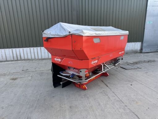2012 Kuhn Axis 30.1 Fert Spreader - Self Propelled for sale — view 2
