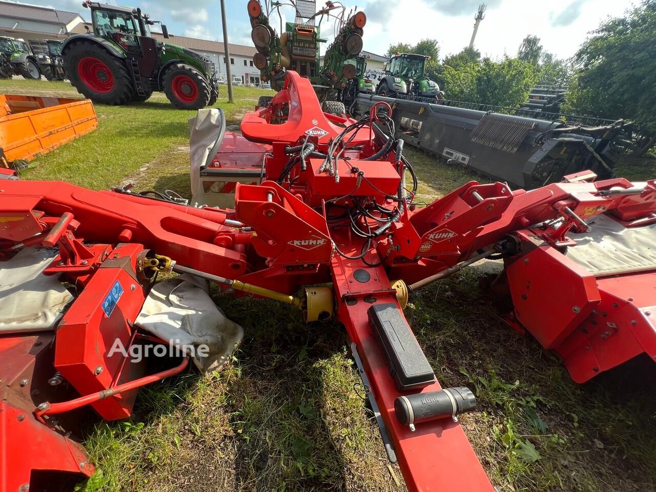 2014 Kuhn FC 883-FF Hay - Mower for sale — view 3