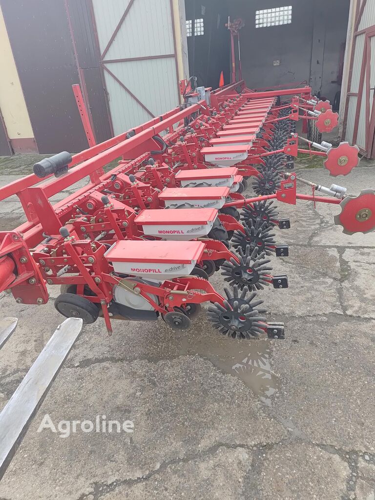 2016 Kverneland Acmepxx E-DRIV Planting - Seed Drill for sale — view 3