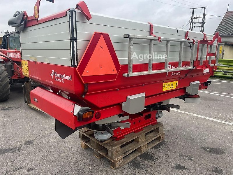 2012 Kverneland Exacta TL Spreader - Self Propelled for sale — view 3