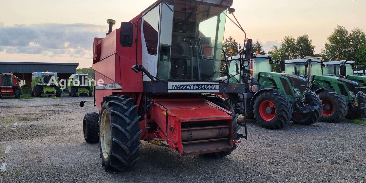 1995 Massey Ferguson 25 Hidrostatas Harvester - Grain for sale — view 5