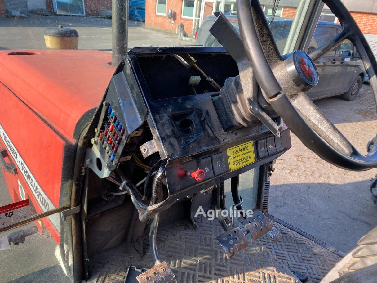 Massey Ferguson 3060 Tractor - Wheel for sale — view 2