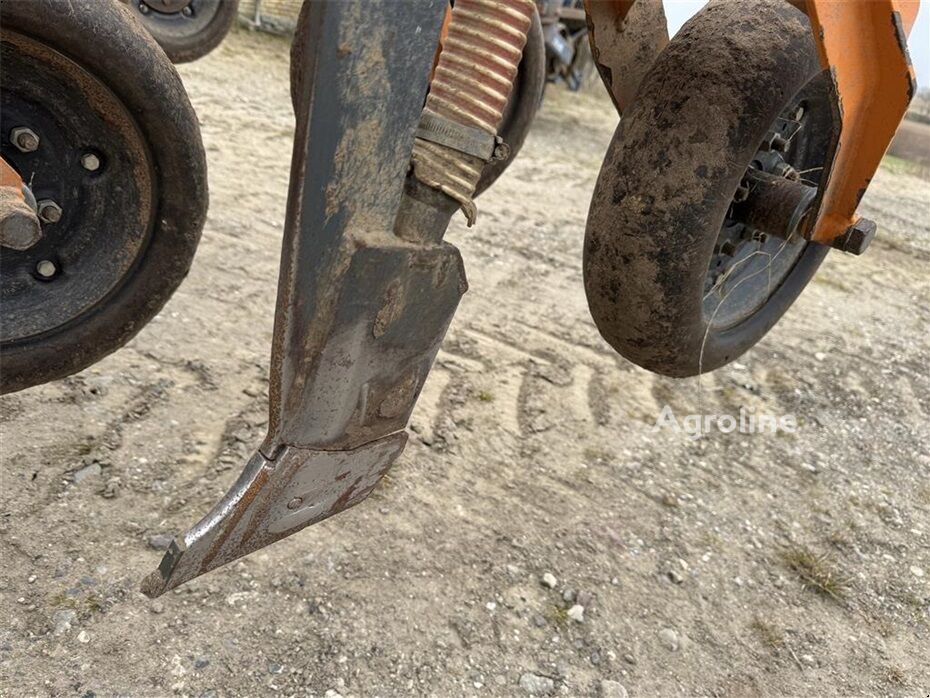 2019 MZURI PRO-TILL 4T ME Planting - Seed Drill for sale — view 3