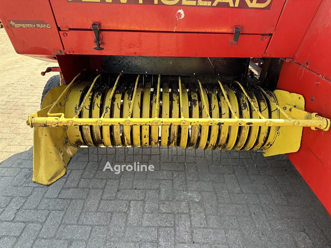 1970 New Holland 276 Hay - Square Baler for sale — view 5