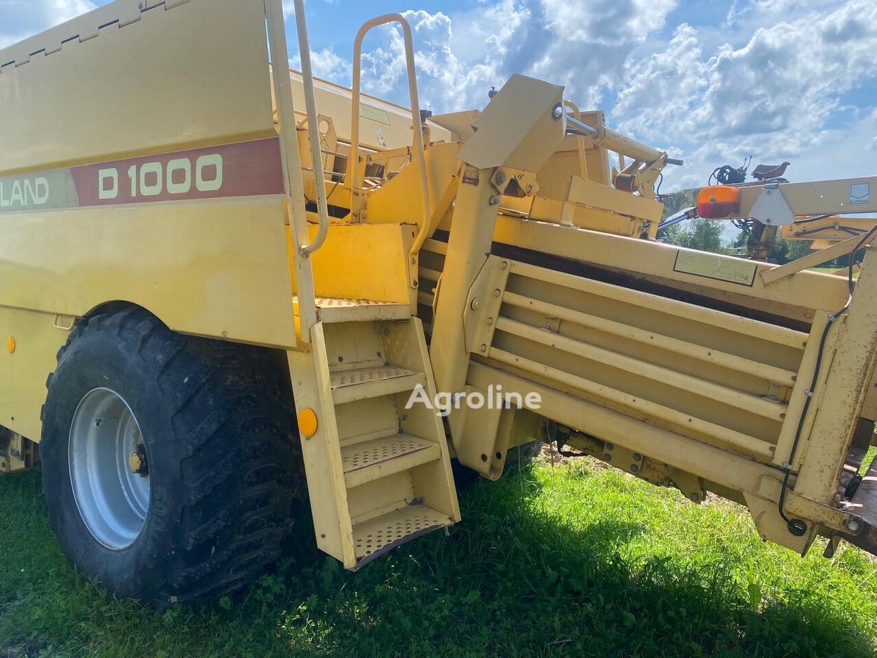 1994 New Holland D 1000 Hay - Square Baler for sale — view 4