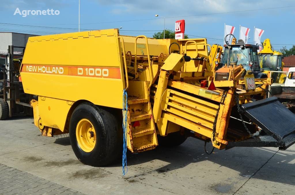 1997 New Holland D1000 Hay - Square Baler for sale — view 2
