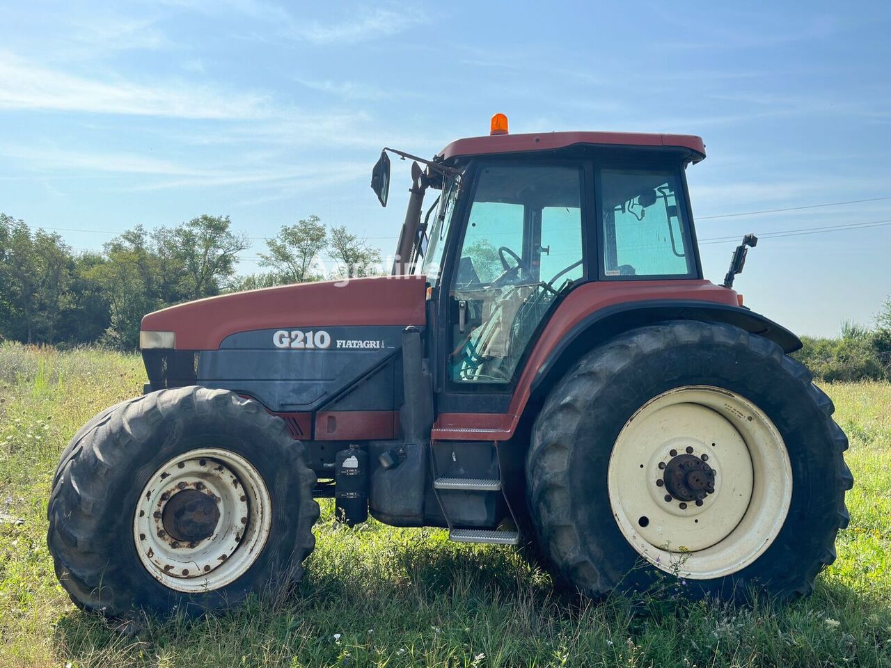 Holland G210 Tractor - Wheel for sale — view 2