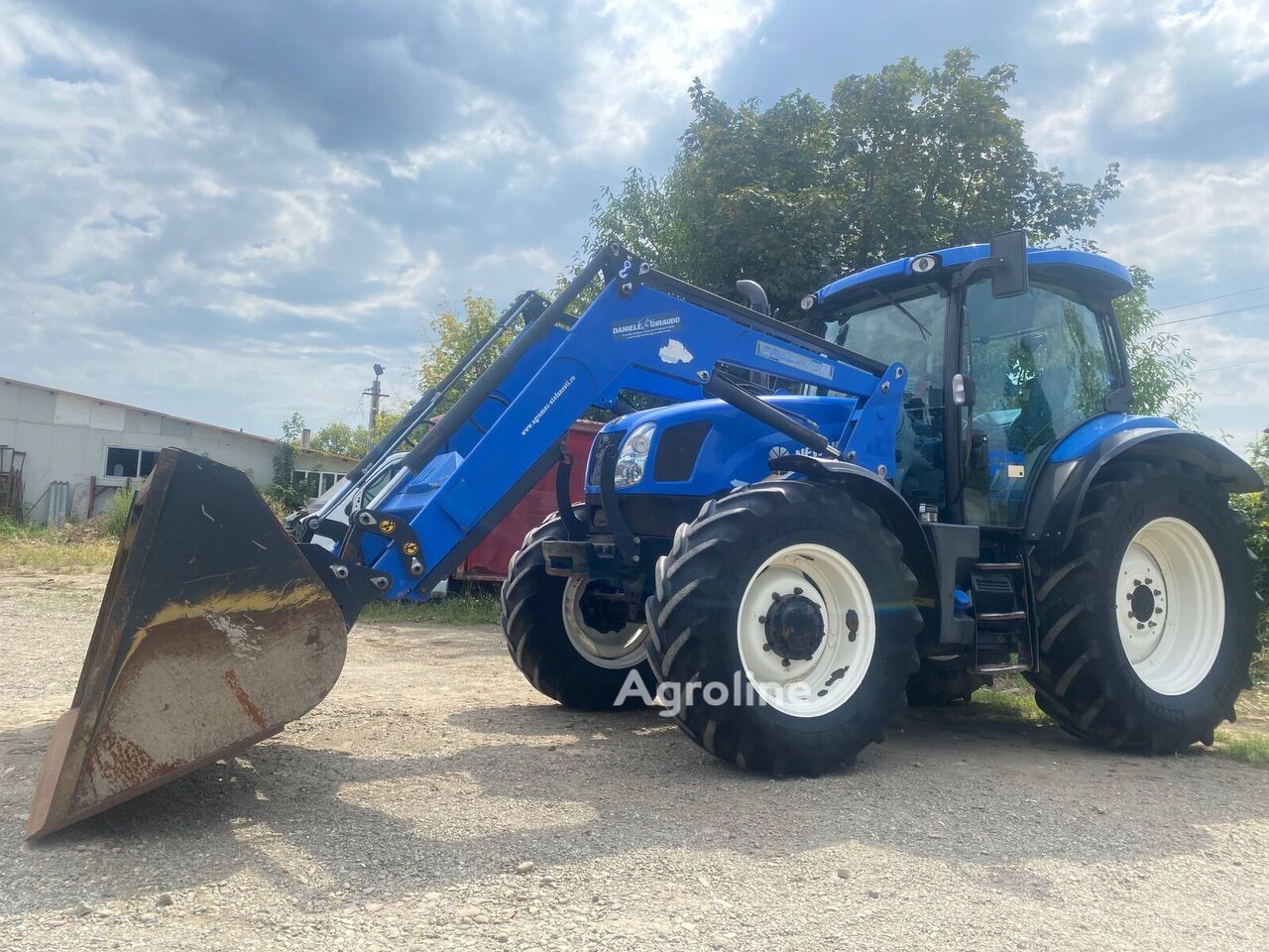 2017 New Holland T6.175 Tractor - Wheel for sale — view 2