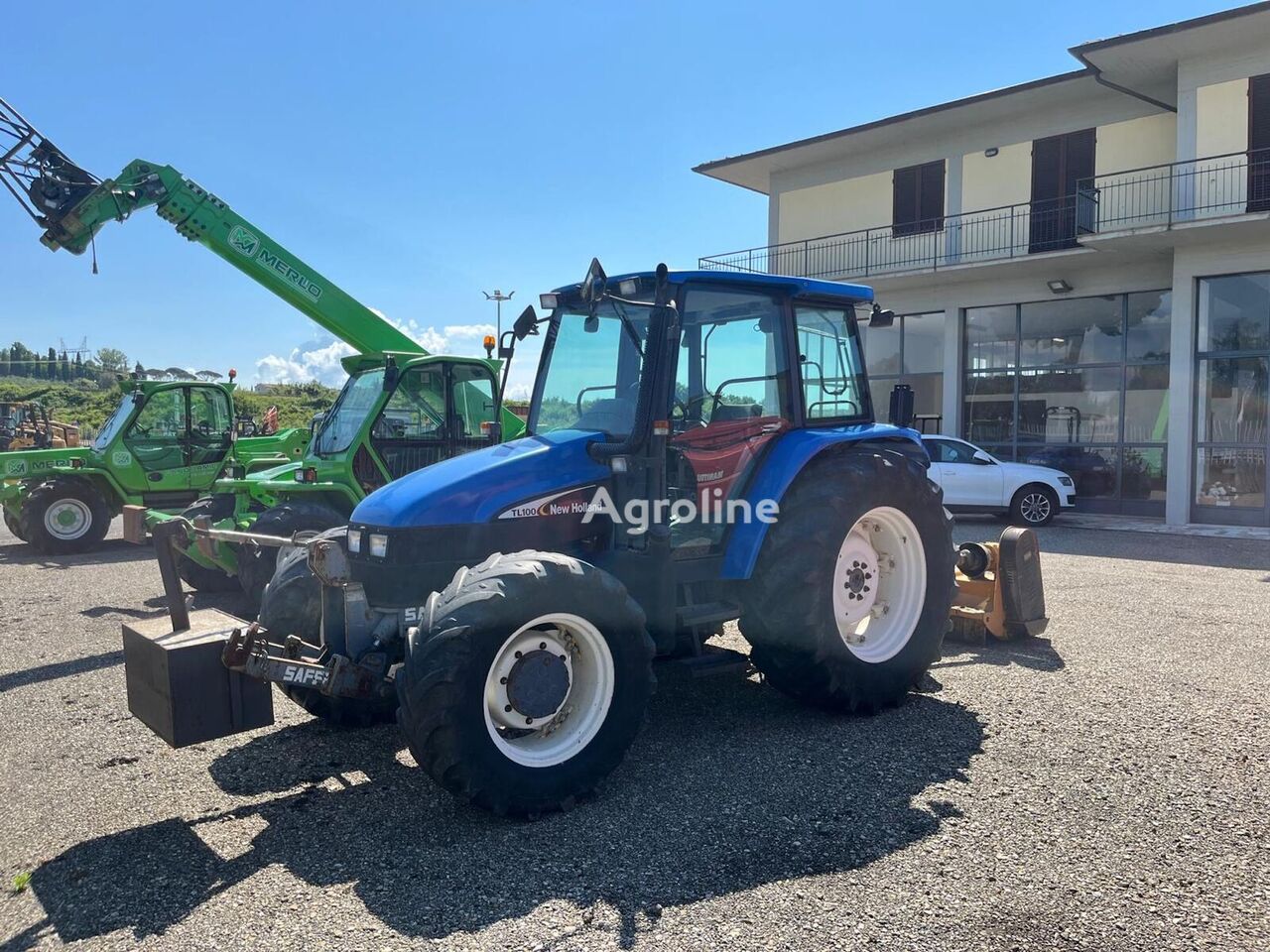 2000 New Holland TL100 Tractor - Wheel for sale — view 2