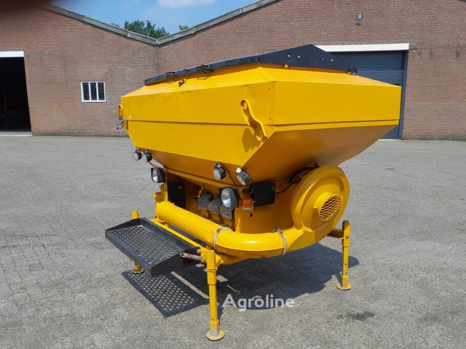 Nordsten NS 1904 Spreader - Self Propelled for sale — view 4