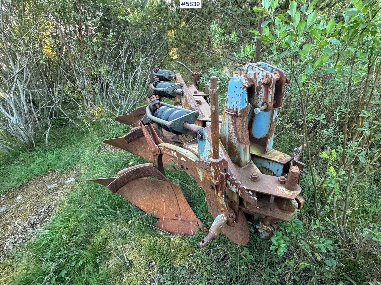 1900 Overum Tillage - Plough for sale — view 3
